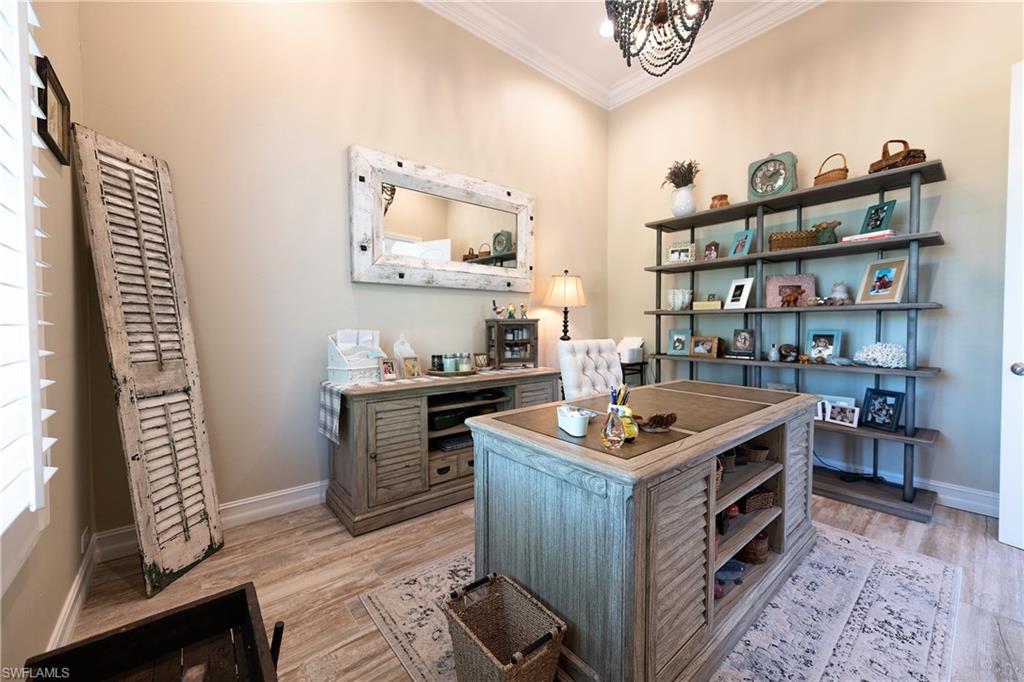 LIVINGSTON WOODS - Residential