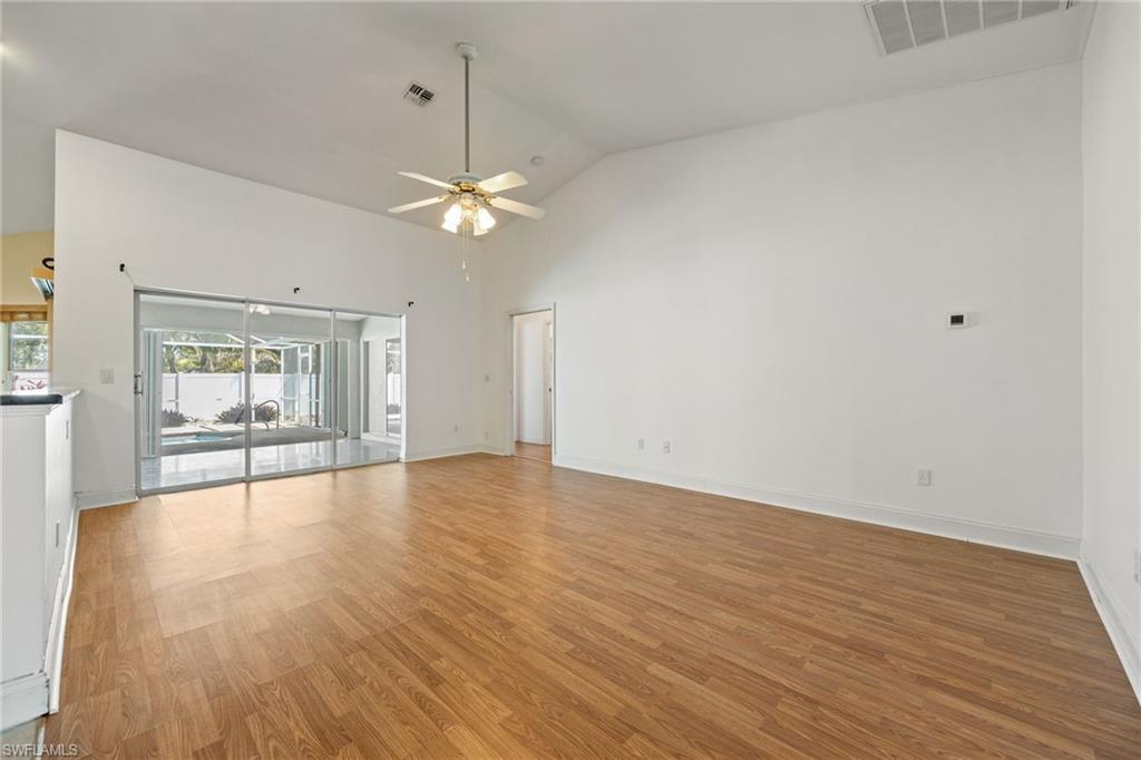 1625 SW 32nd ST