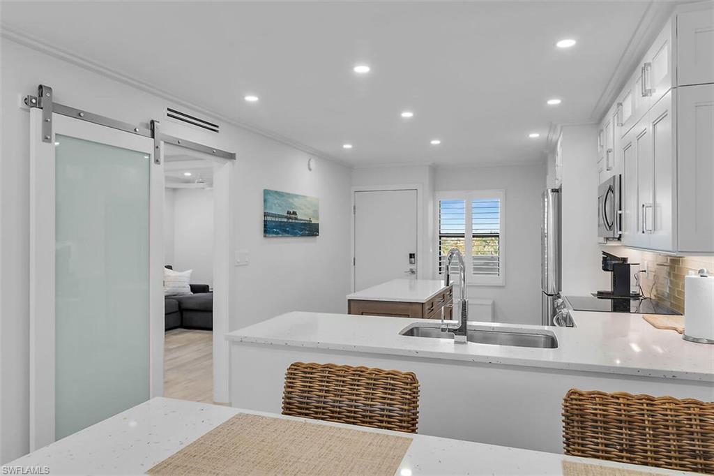 RIVERSIDE CLUB - Residential