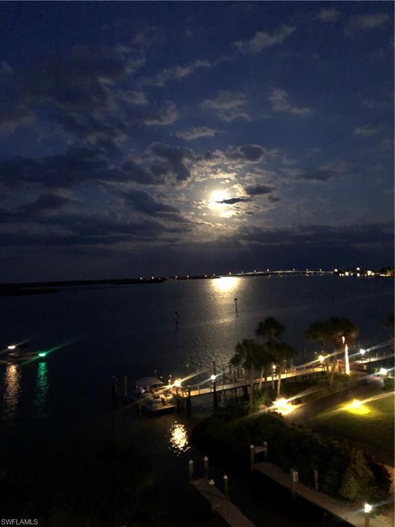 RIVERSIDE CLUB - Residential