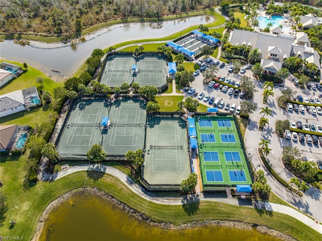 WINDING CYPRESS - Residential