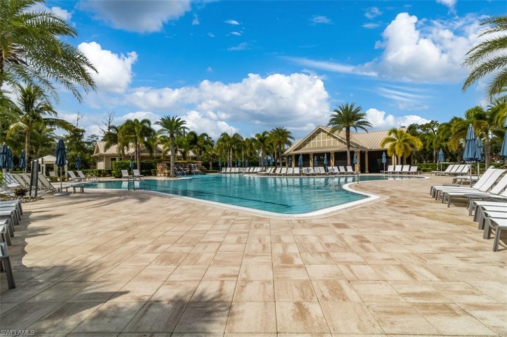 WINDING CYPRESS - Residential