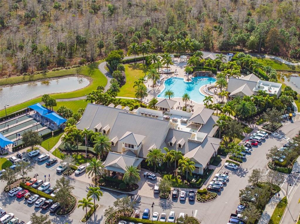 WINDING CYPRESS - Residential