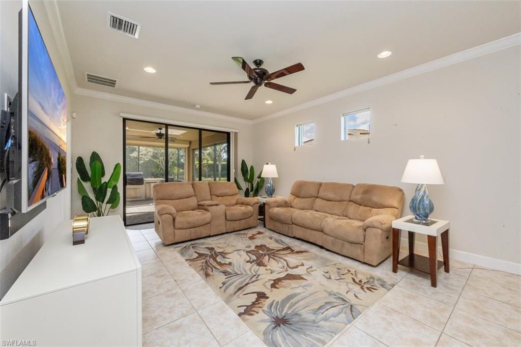 WINDING CYPRESS - Residential