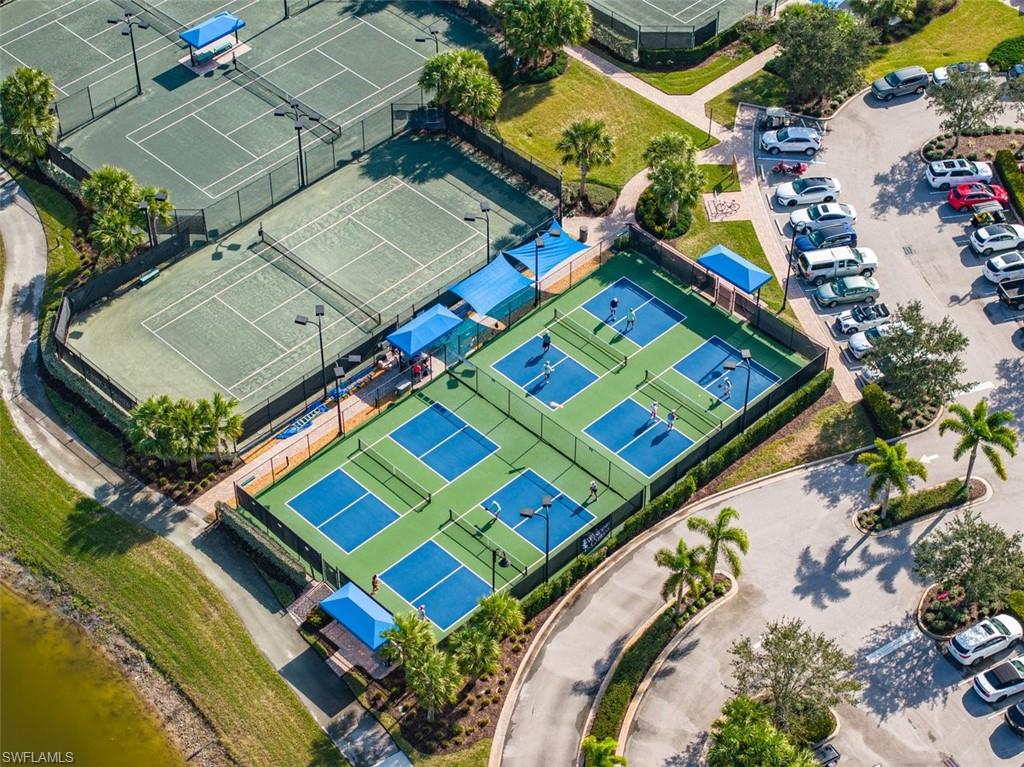 WINDING CYPRESS - Residential