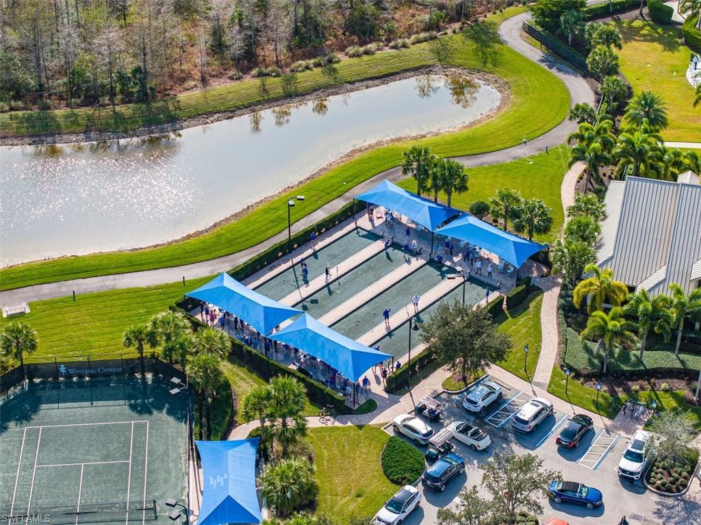 WINDING CYPRESS - Residential