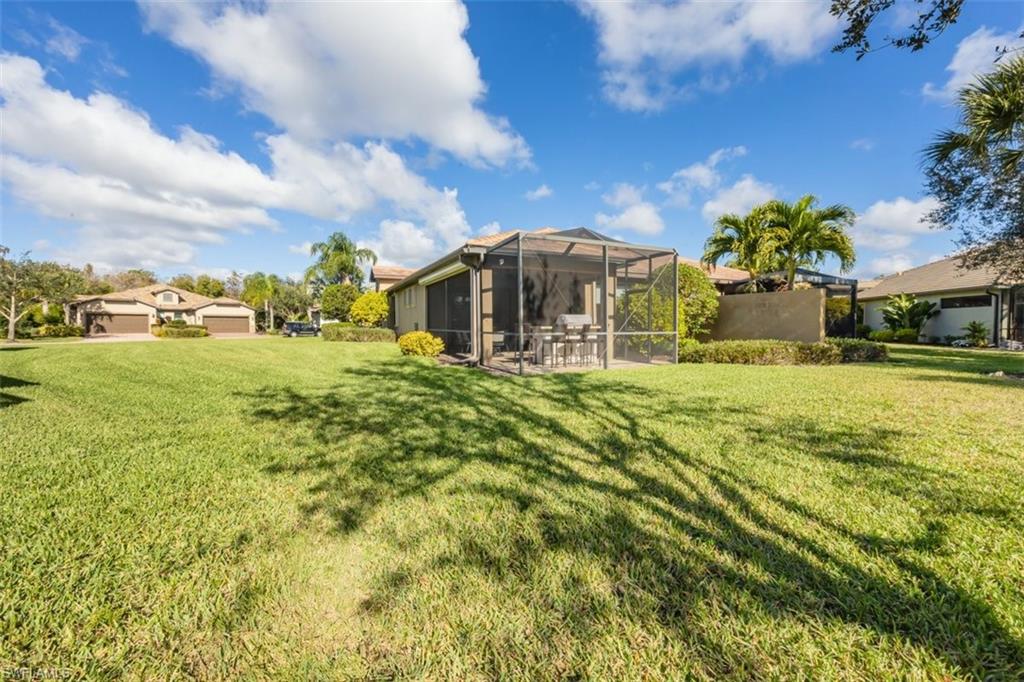 WINDING CYPRESS - Residential