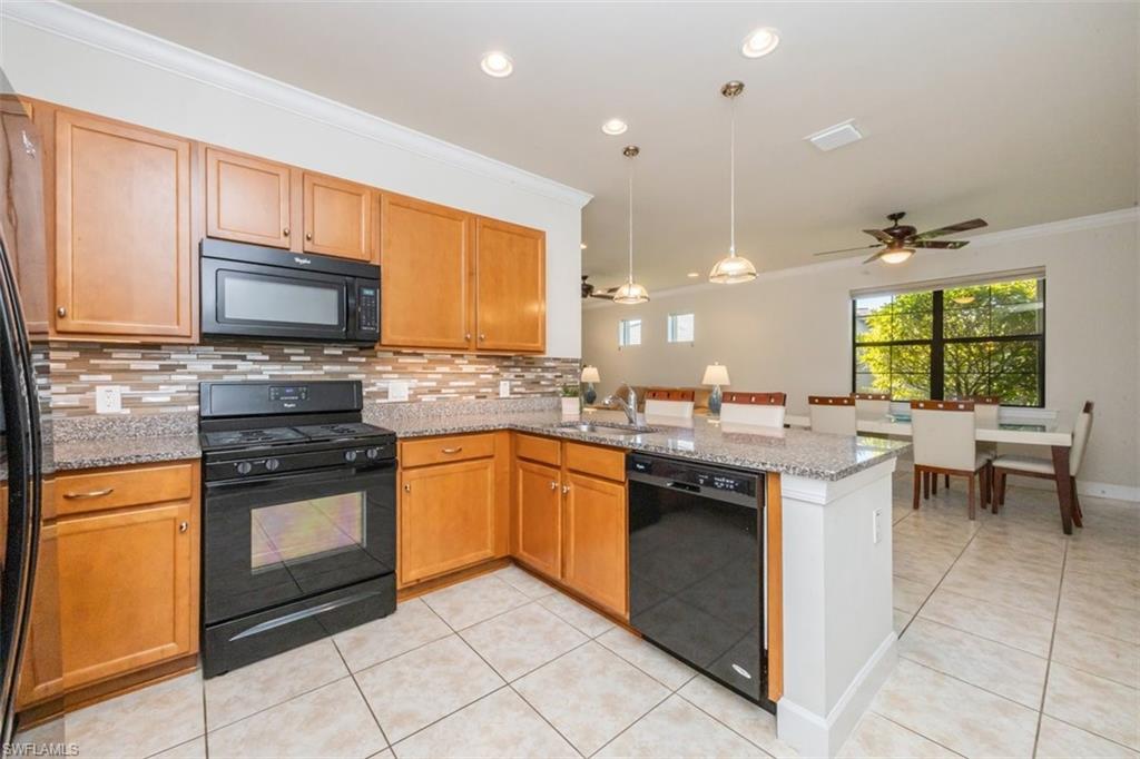 WINDING CYPRESS - Residential