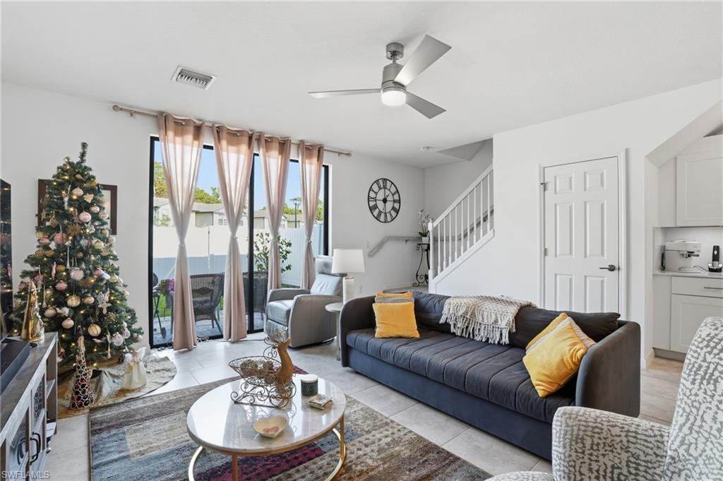 PORTICO - Residential