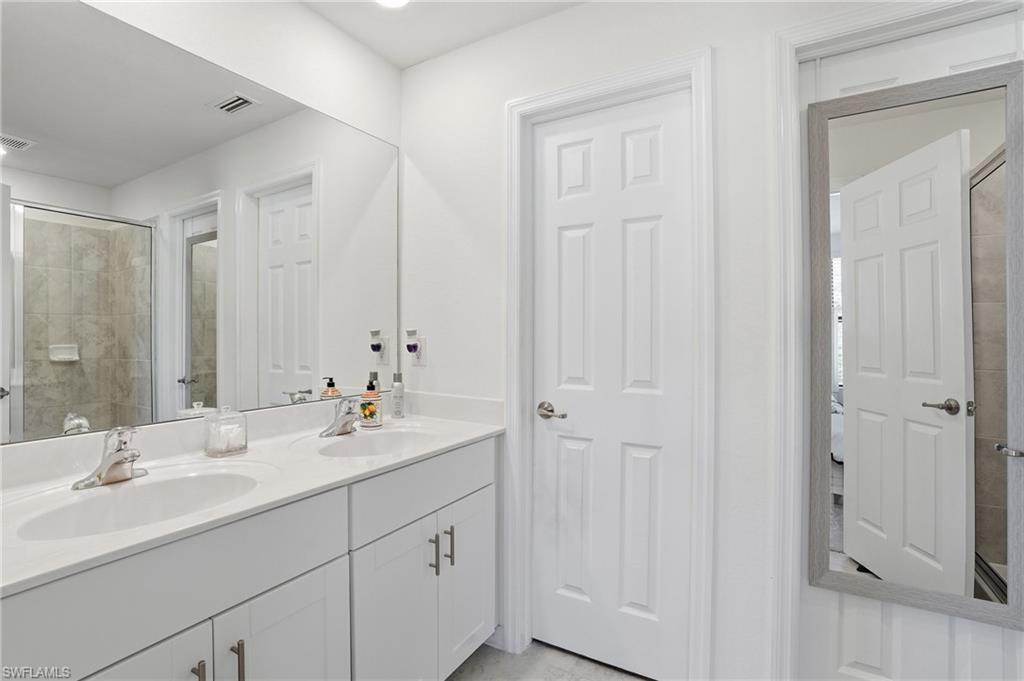 PORTICO - Residential