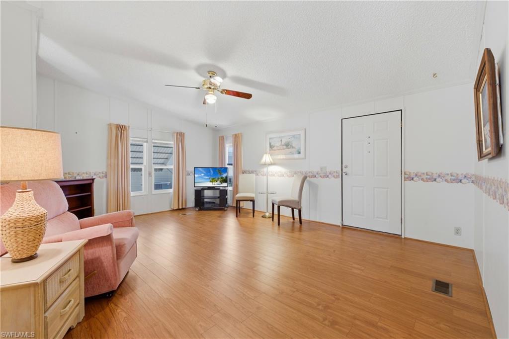 FOREST PARK MOBILE HOME - Residential