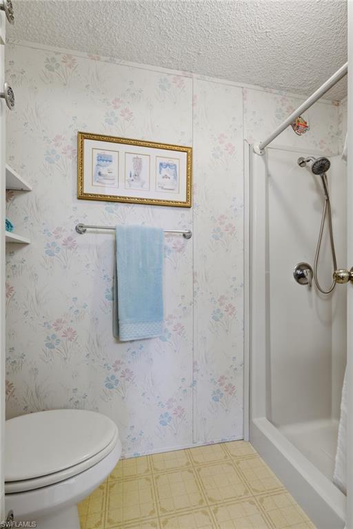 FOREST PARK MOBILE HOME - Residential