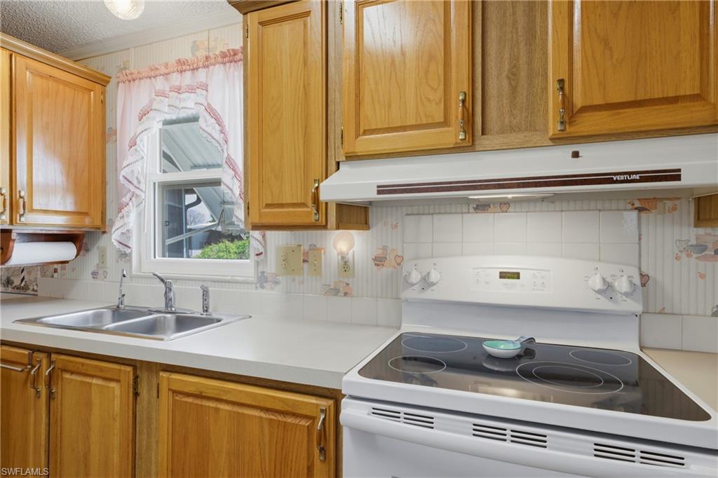 FOREST PARK MOBILE HOME - Residential