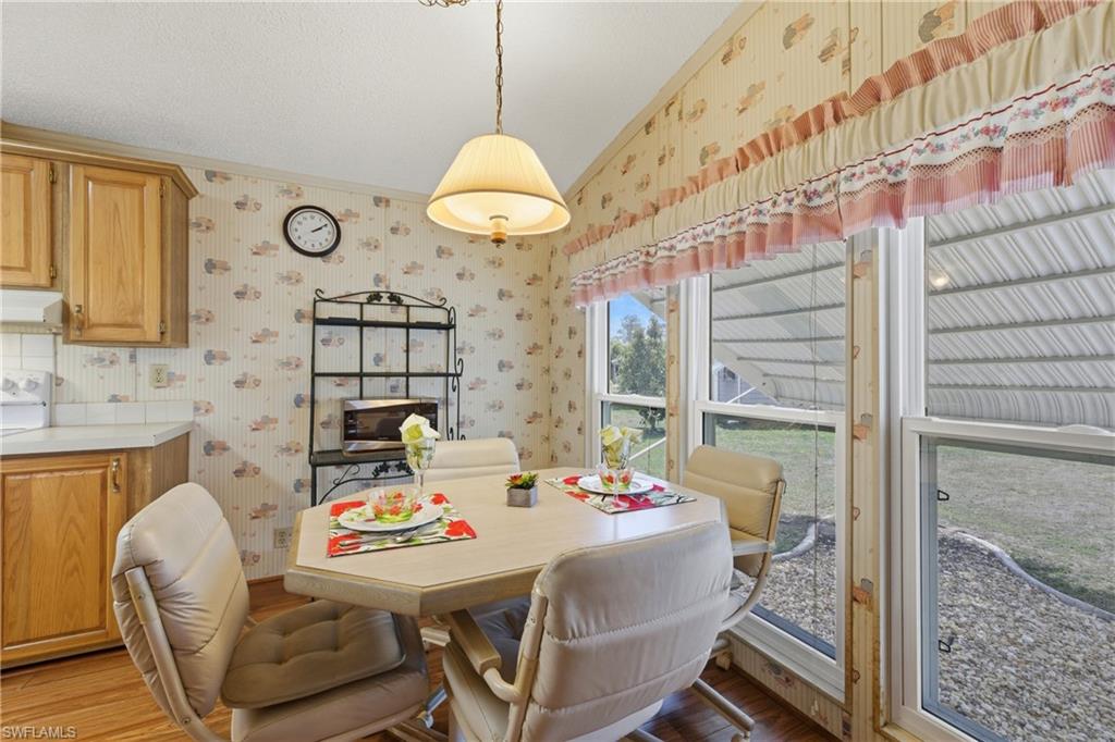 FOREST PARK MOBILE HOME - Residential