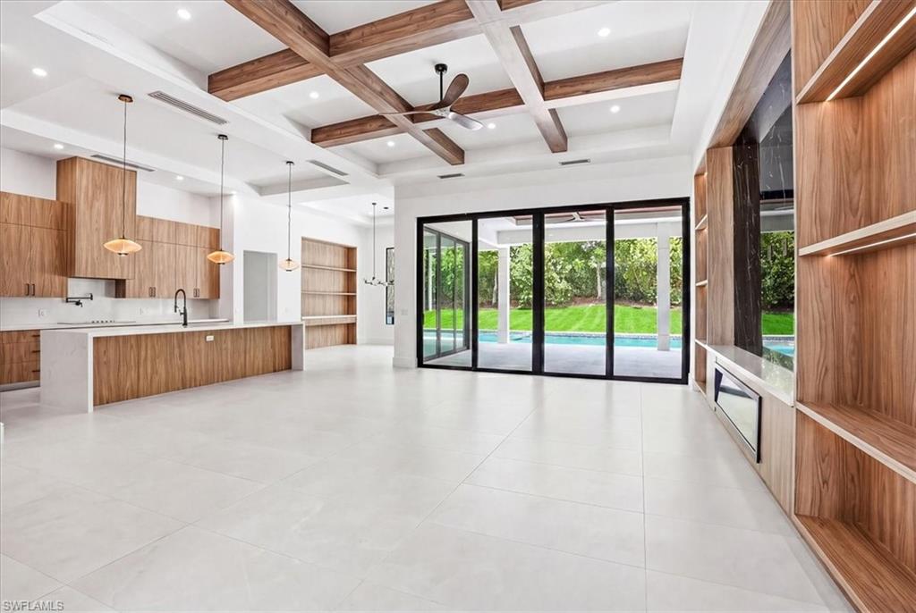 14318 Charthouse CIR