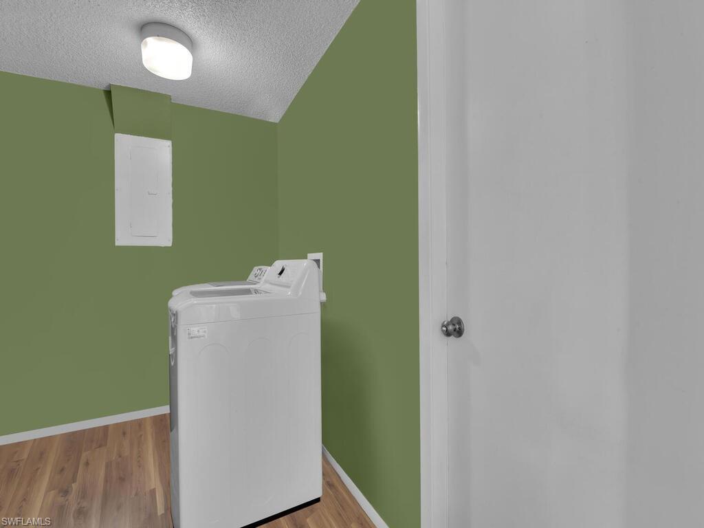 GOLDEN GATE CITY - Residential