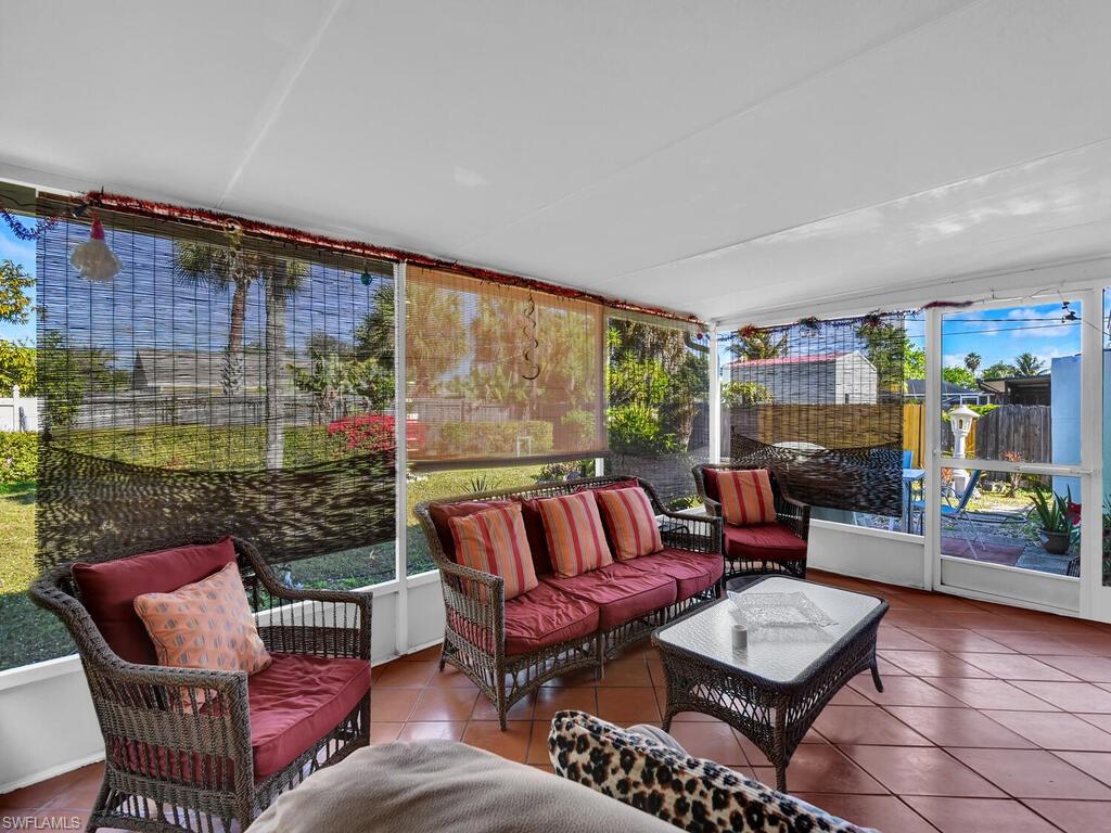 GOLDEN GATE CITY - Residential