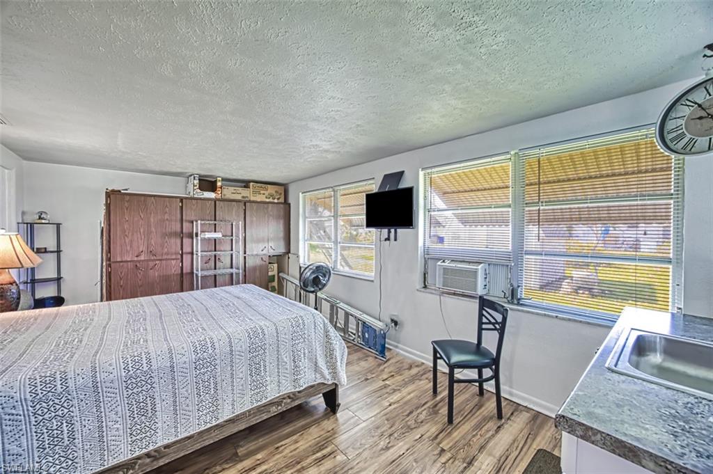 HOMESTEAD PARK - Residential