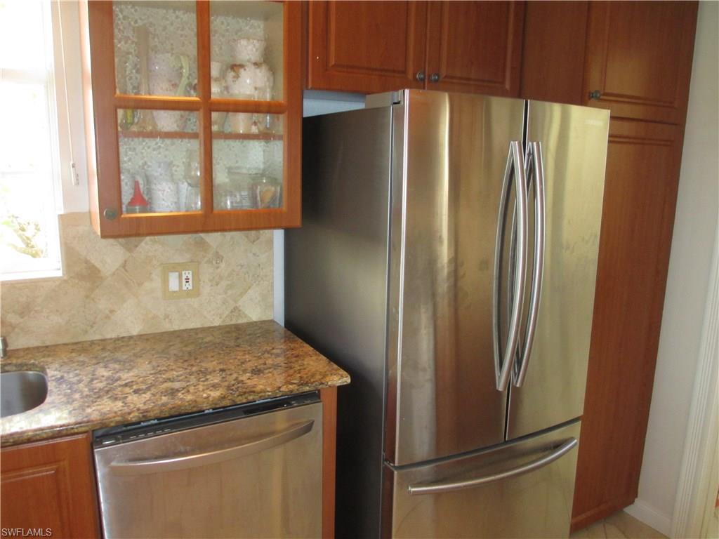 VILLAGE WALK - Residential