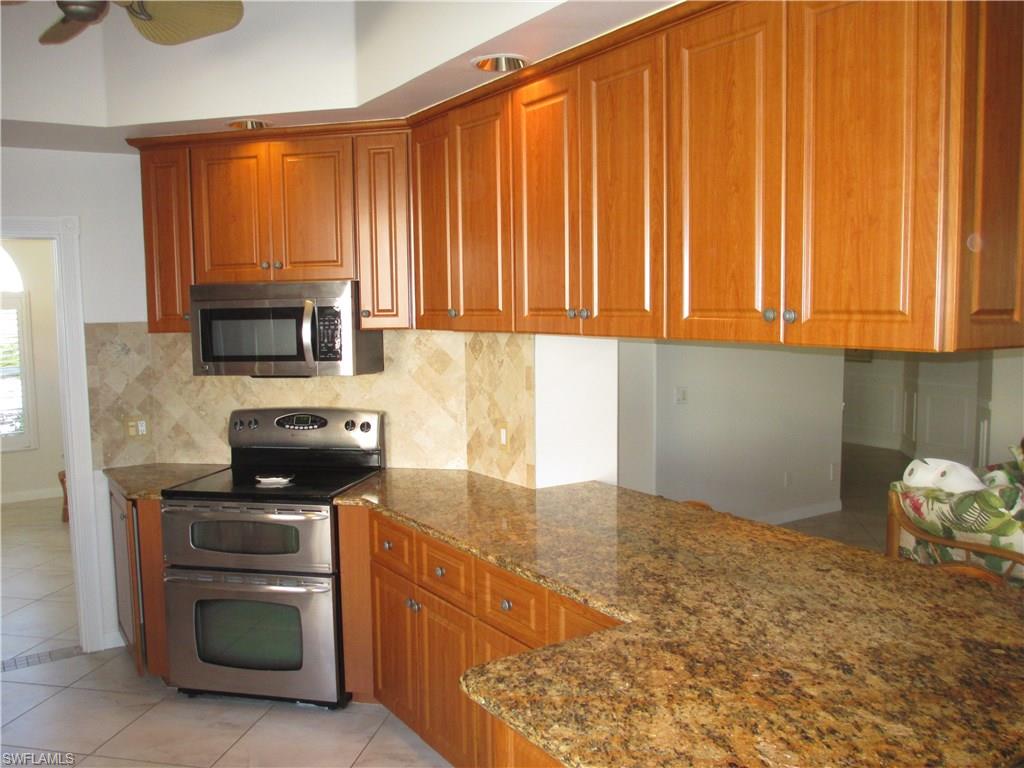 VILLAGE WALK - Residential