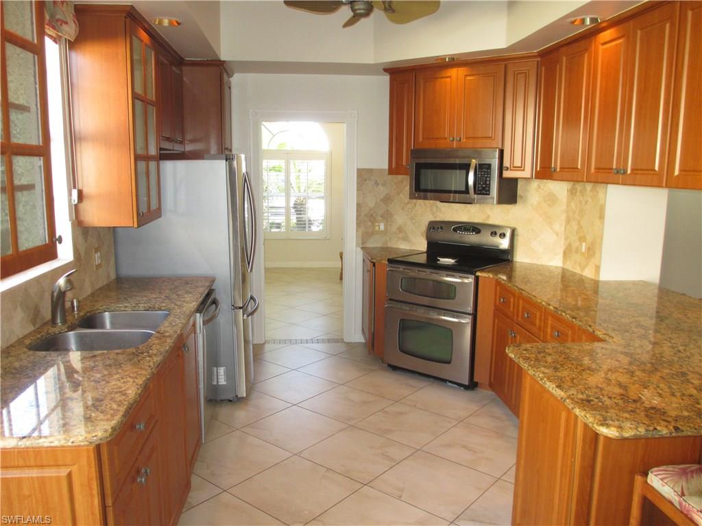 VILLAGE WALK - Residential