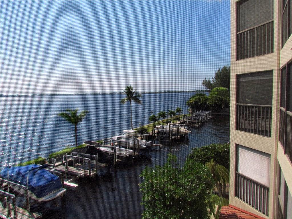 RIVERS CONDO - Residential