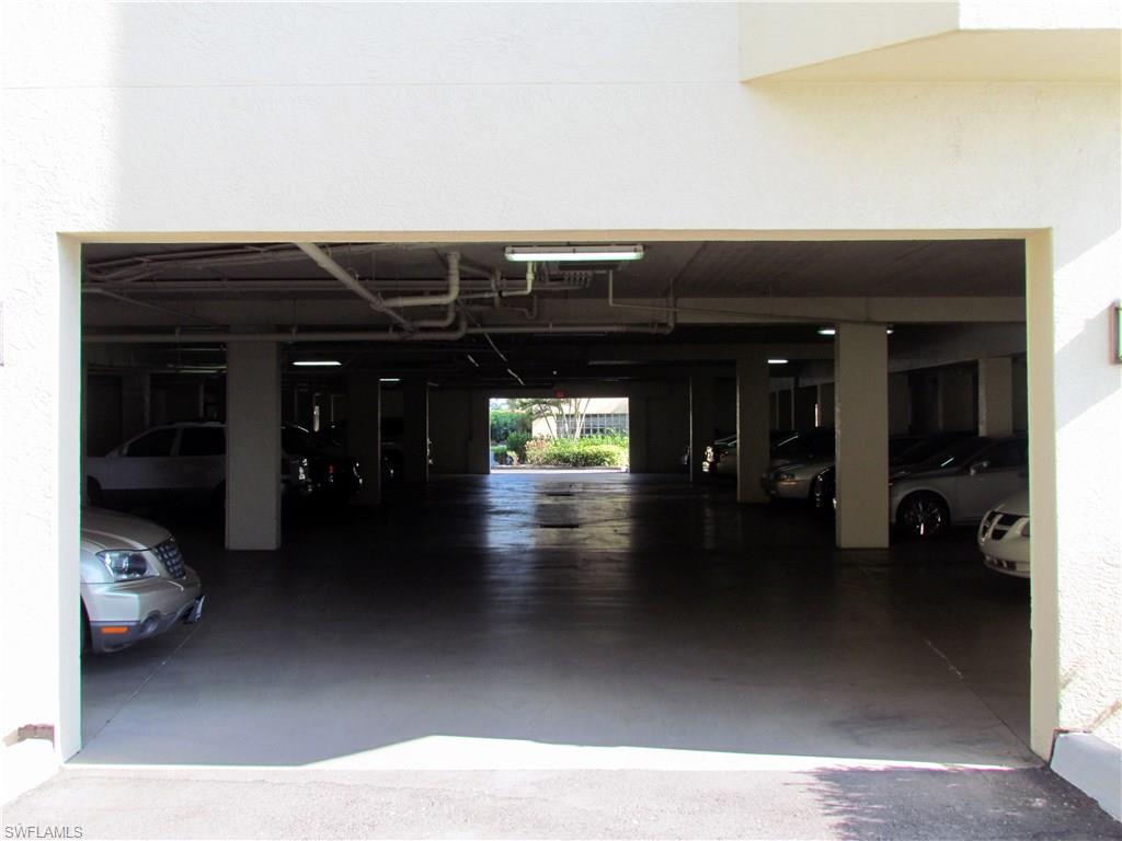 RIVERS CONDO - Residential