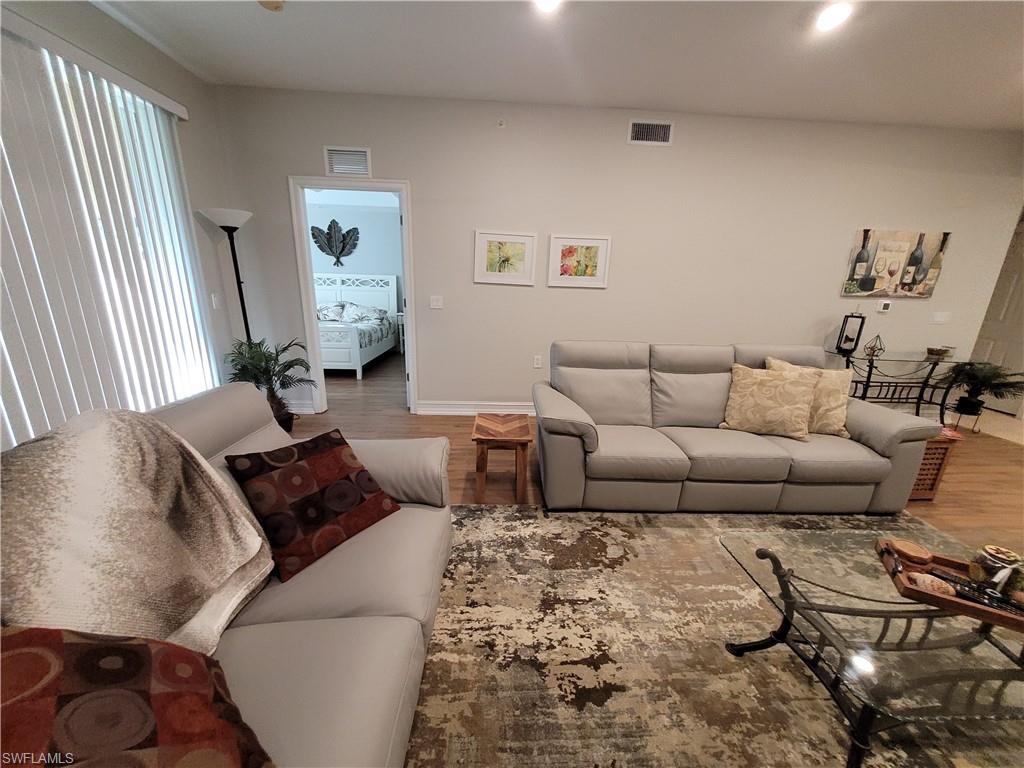 SIENA - Residential Lease