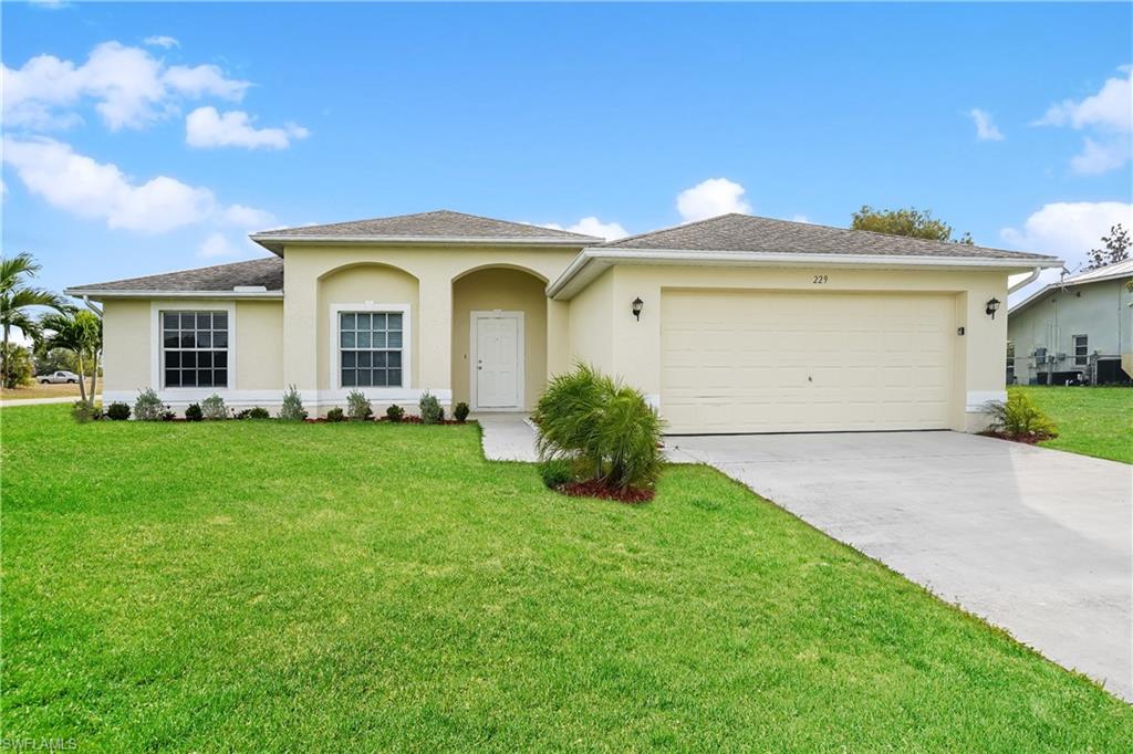 CAPE CORAL - Residential