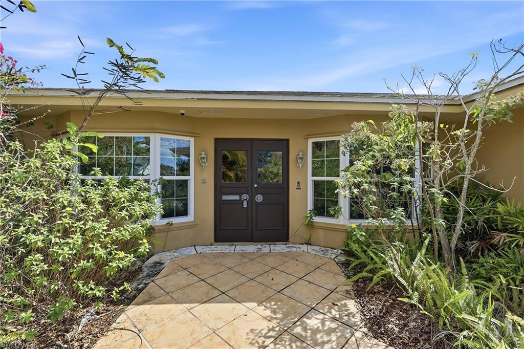 YACHT CLUB COLONY - Residential