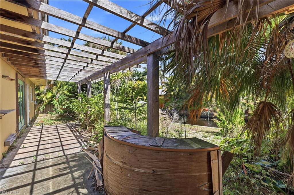 YACHT CLUB COLONY - Residential