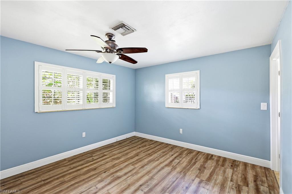 YACHT CLUB COLONY - Residential