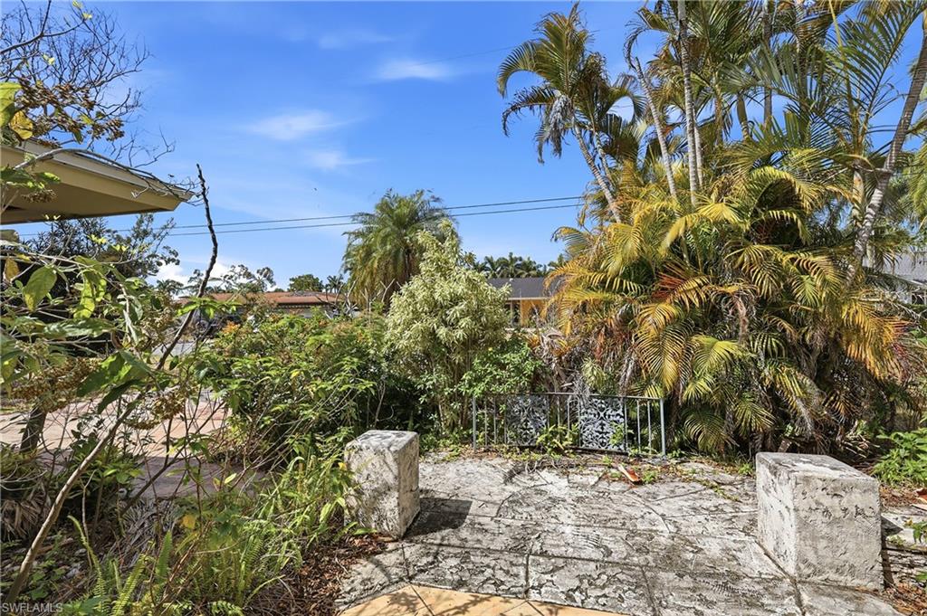 YACHT CLUB COLONY - Residential