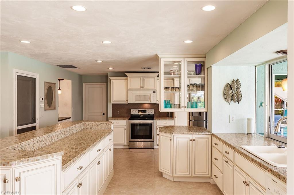 MARCO ISLAND - Residential