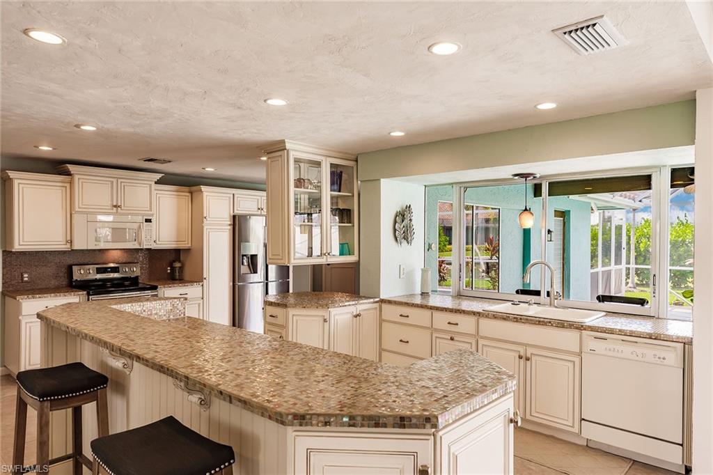 MARCO ISLAND - Residential