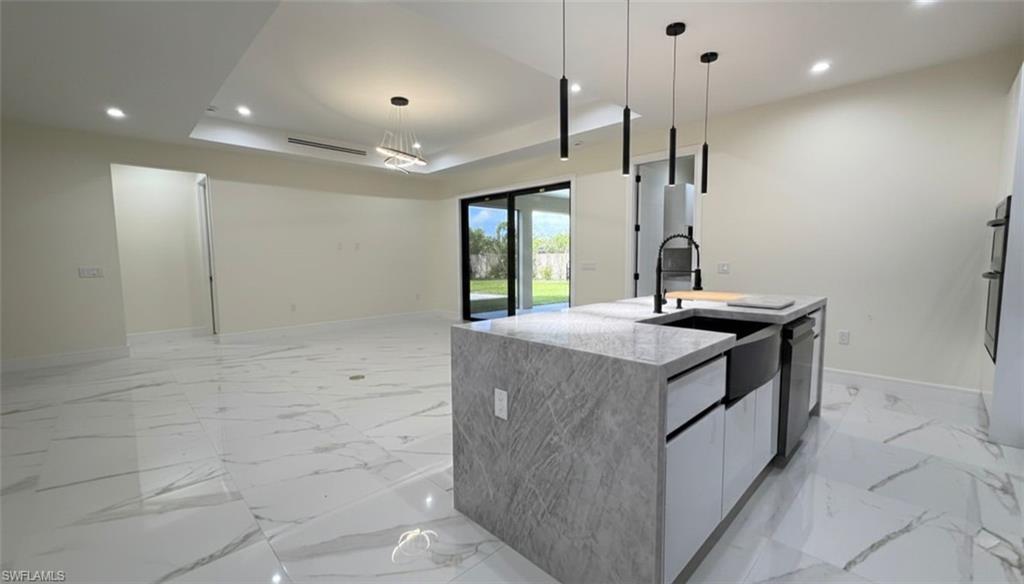 GOLDEN GATE ESTATES - Residential Lease