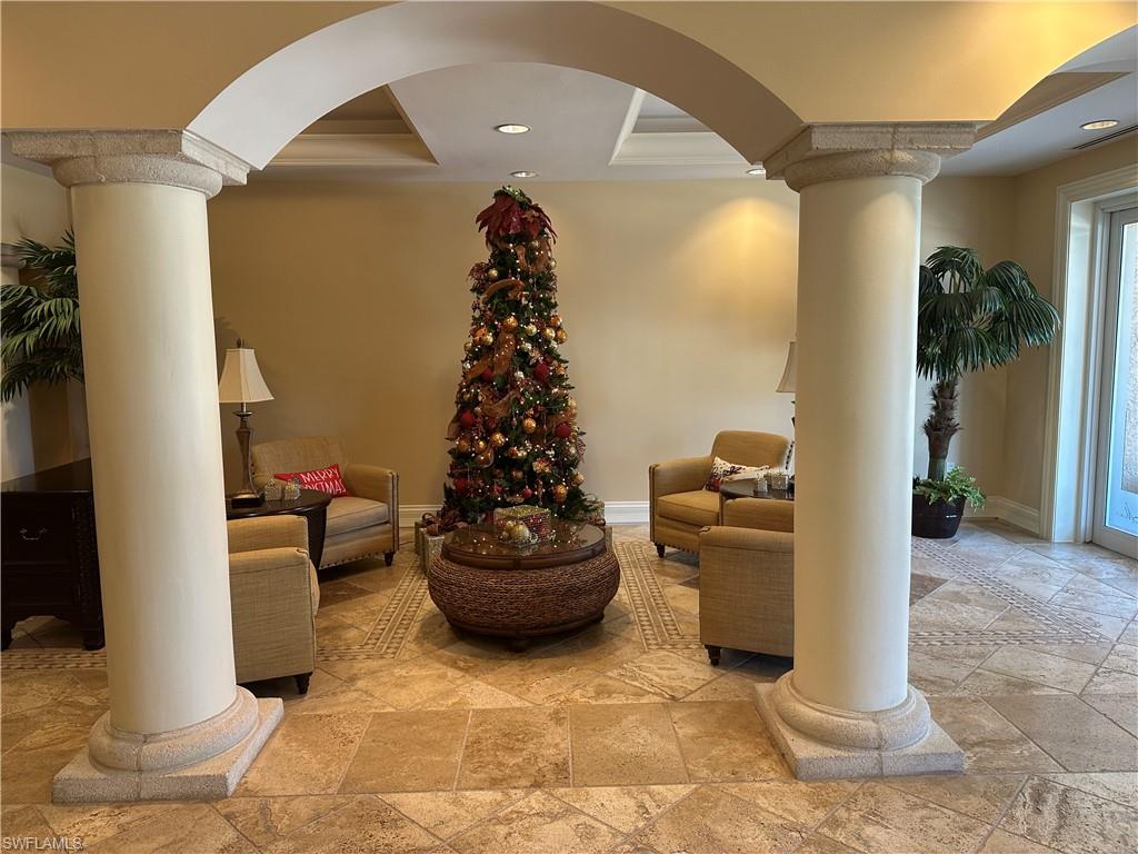 2825 Palm Beach BLVD 118