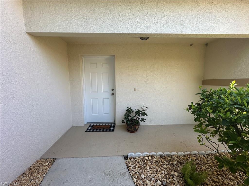 4219 Tequesta DR
