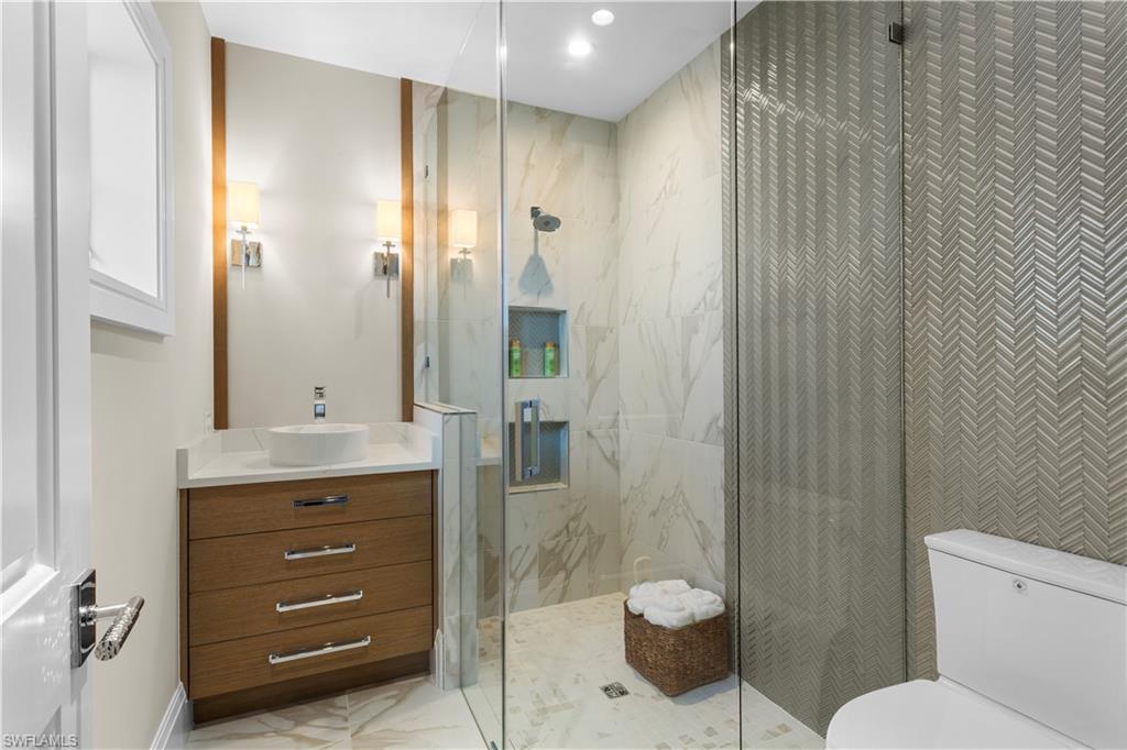 MANGROVE BAY - Residential