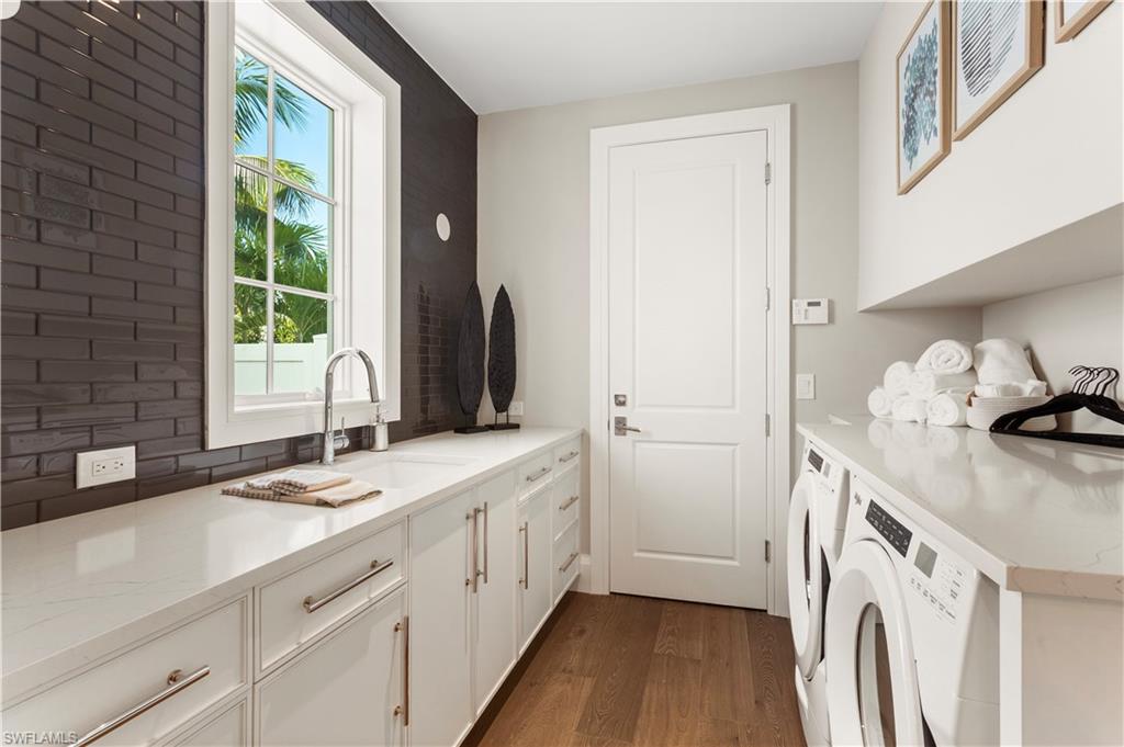 MANGROVE BAY - Residential