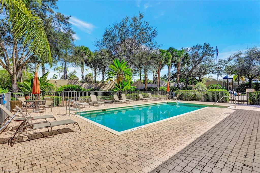 COLONIAL OAKS - Residential