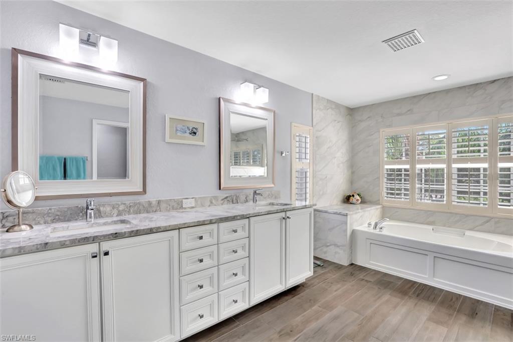 COLONIAL OAKS - Residential