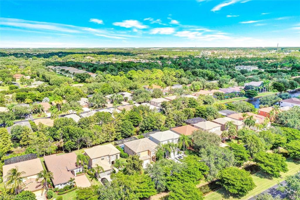 COLONIAL OAKS - Residential