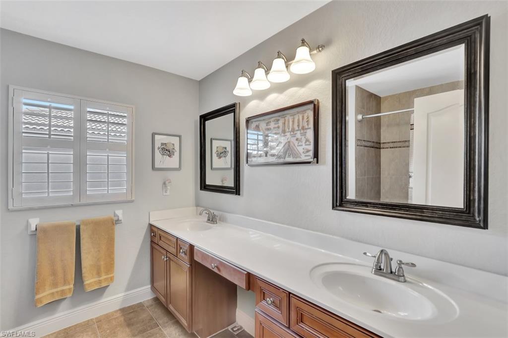 COLONIAL OAKS - Residential