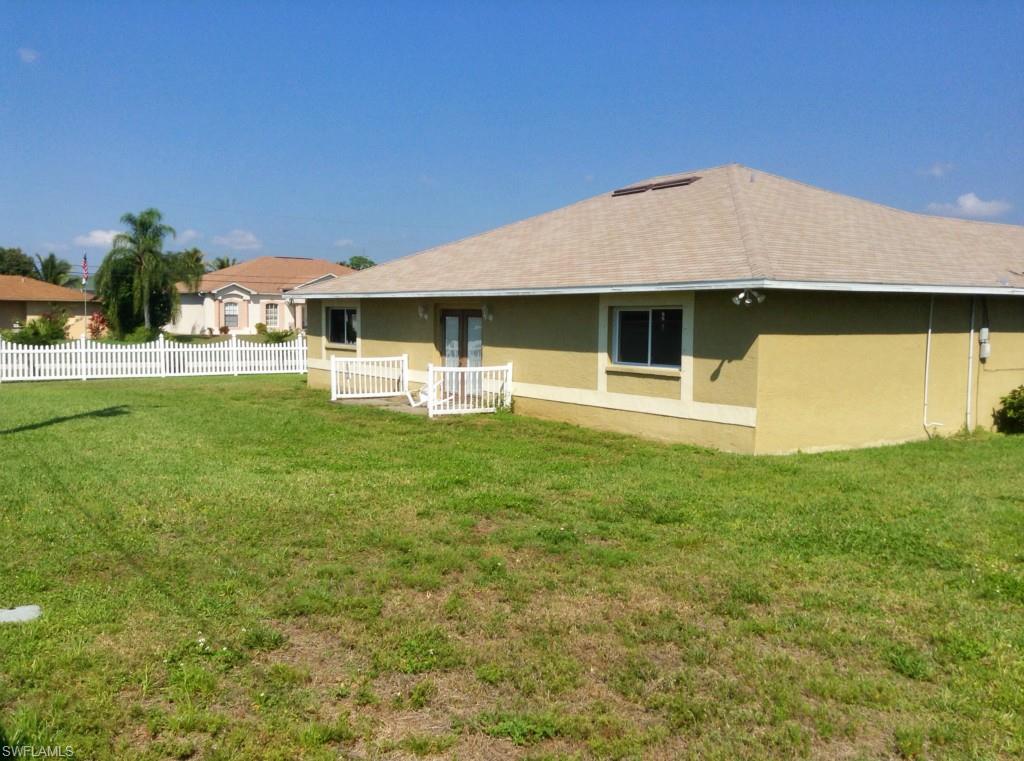 CAPE CORAL - Residential