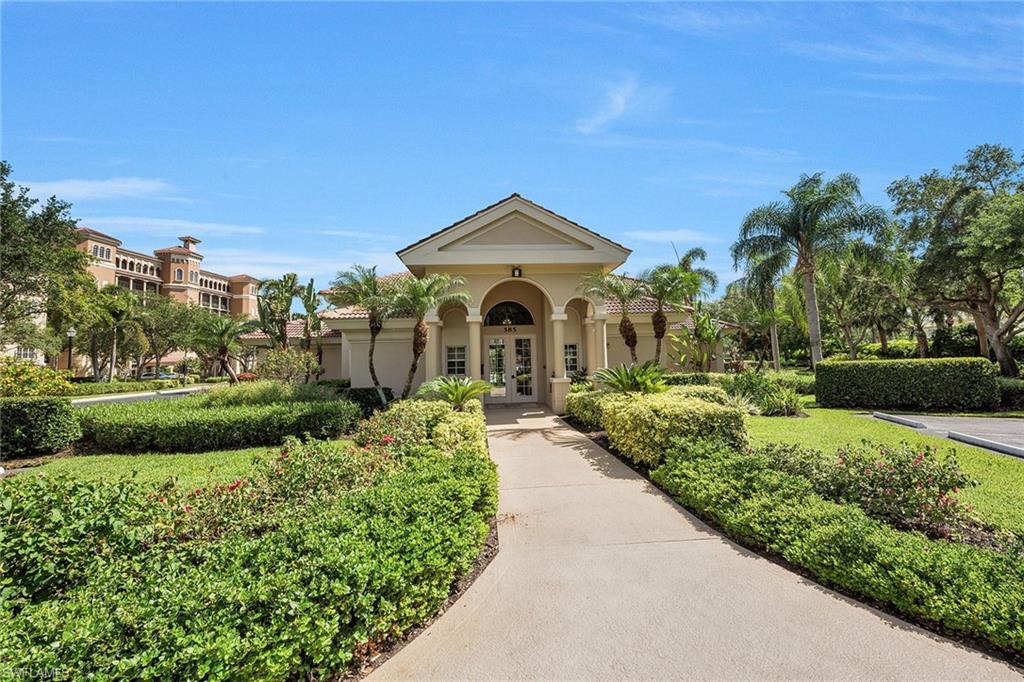 VISTA POINTE - Residential