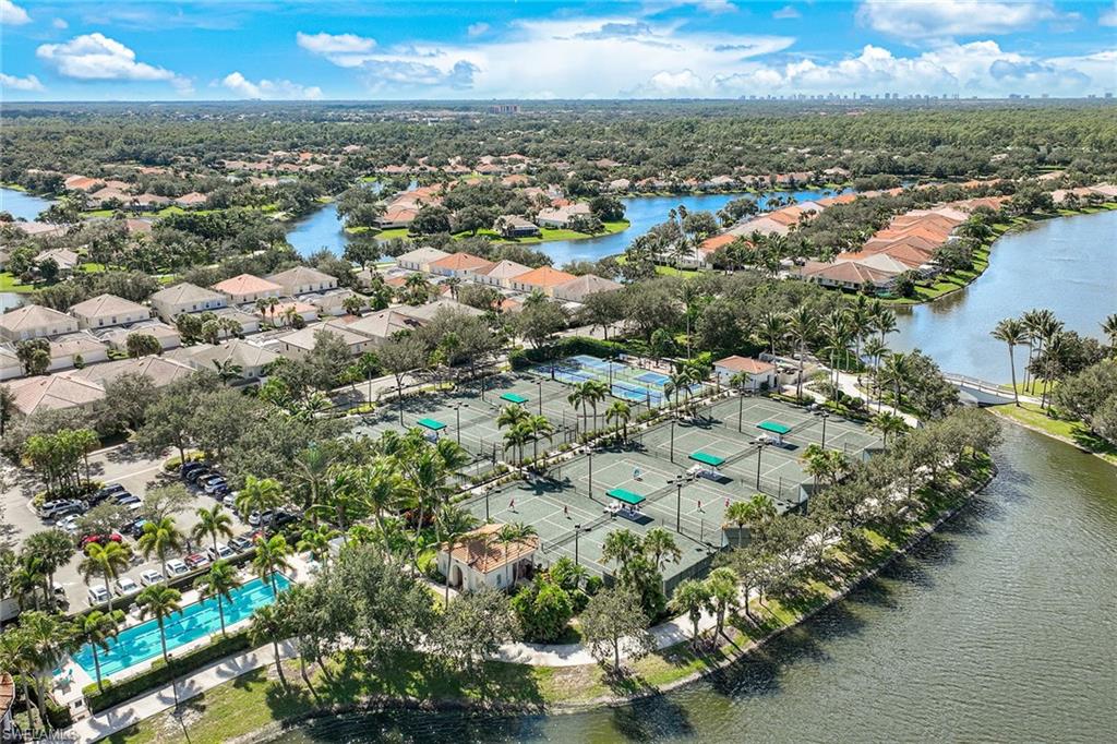 ISLAND WALK - Residential