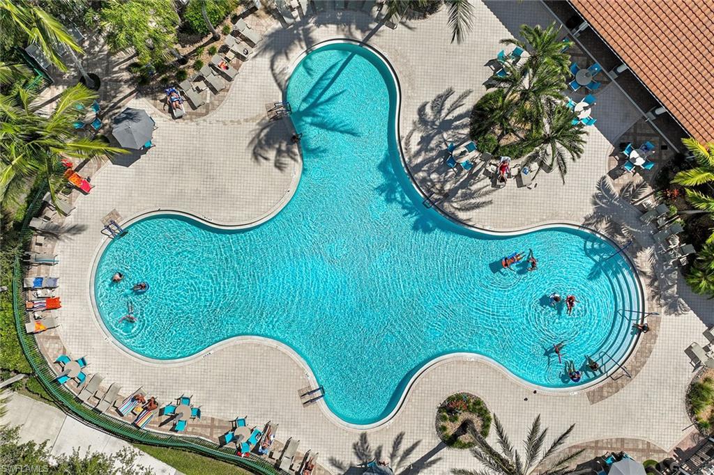 ISLAND WALK - Residential