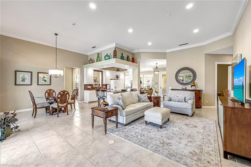 ISLAND WALK - Residential