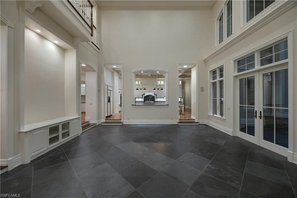 COACH HOUSE - Residential